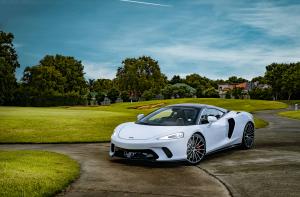 2020 McLaren GT